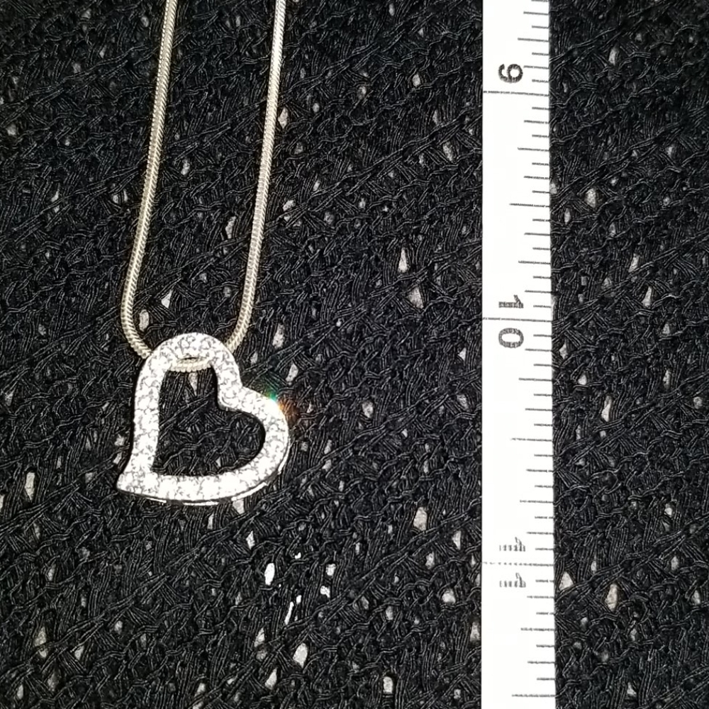 Heart with chain - Picture 4 of 4
